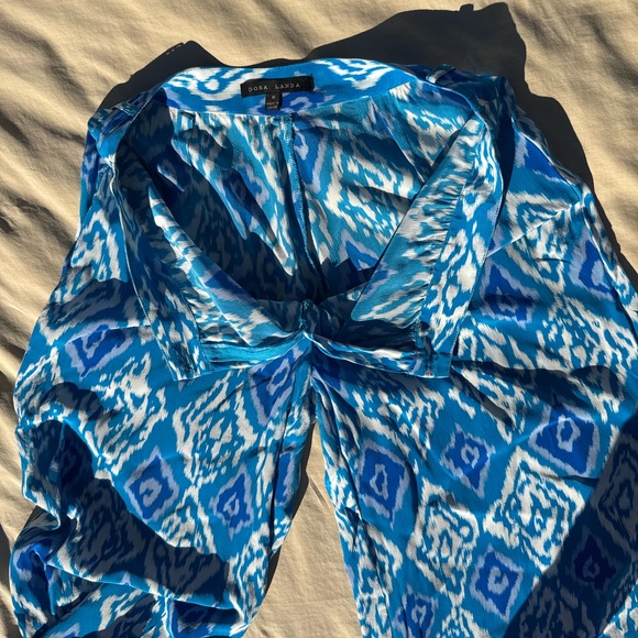 DORA LANDA Silk Ikat Print Wide Leg Trousers - Picture 7 of 16